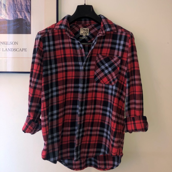 TNA OVERSIZED BOYFRIEND PLAID BUTTON UP - Picture 1 of 5